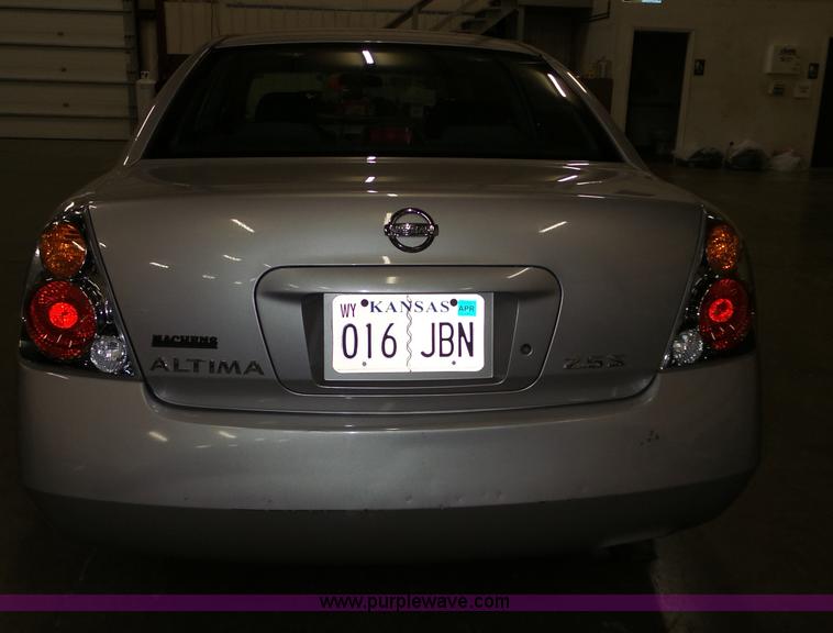 image for item J4154 2002 Nissan Altima 2.5 S