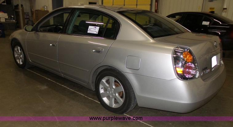 image for item J4154 2002 Nissan Altima 2.5 S