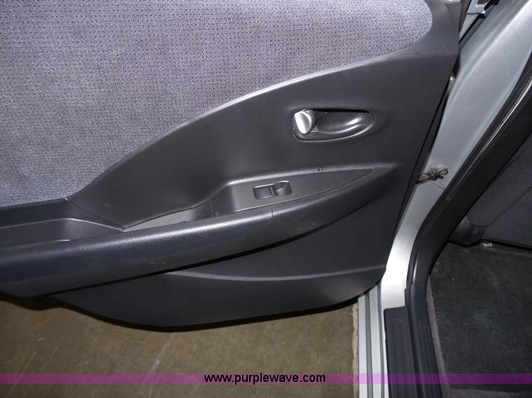 image for item J4154 2002 Nissan Altima 2.5 S