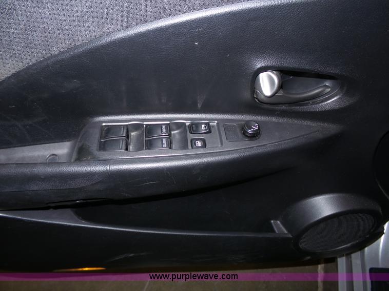 image for item J4154 2002 Nissan Altima 2.5 S