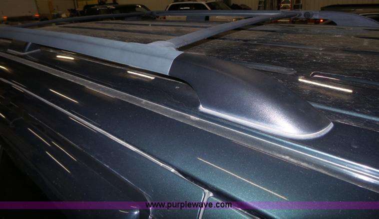 image for item J4155 2002 Ford Explorer XLT