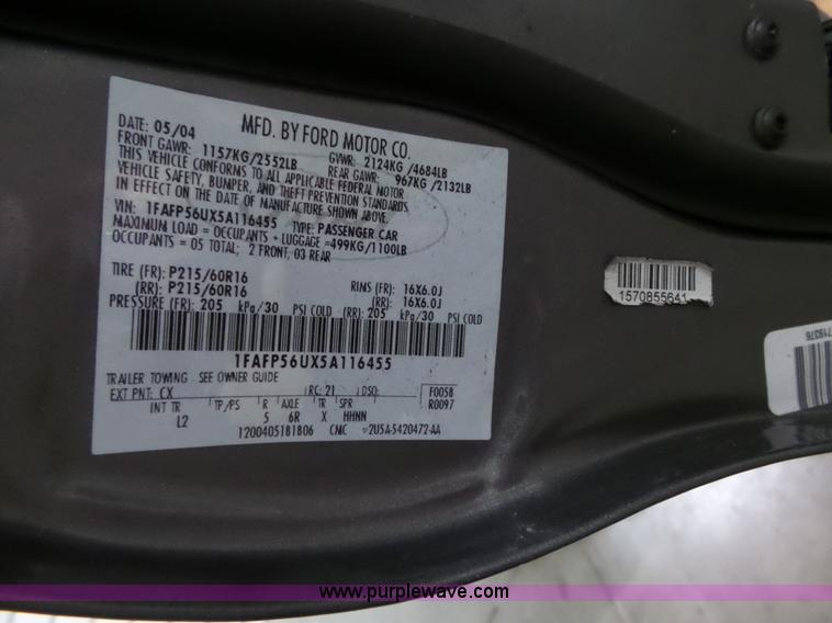 image for item J4155 2002 Ford Explorer XLT