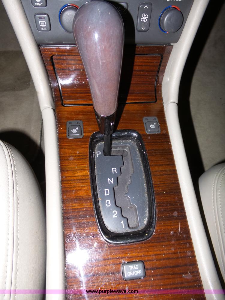 image for item J4156 2003 Cadillac Seville STS