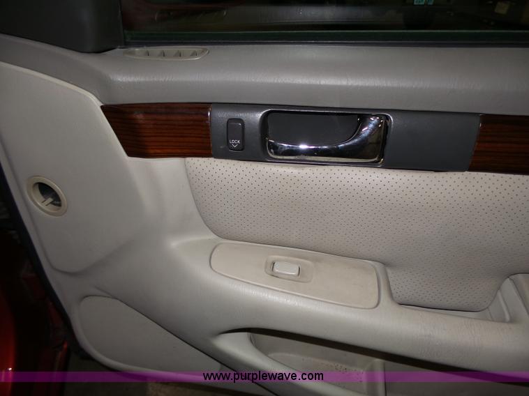 image for item J4156 2003 Cadillac Seville STS