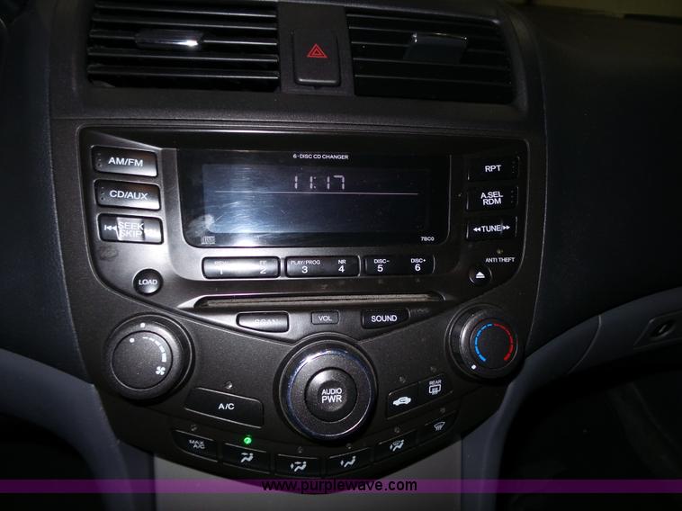 image for item J4157 2003 Honda Accord EX