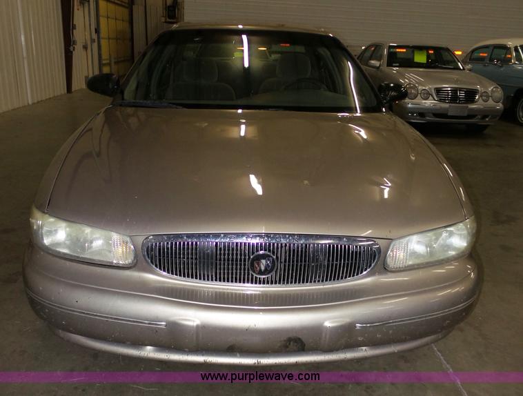image for item J4158 2000 Buick Century