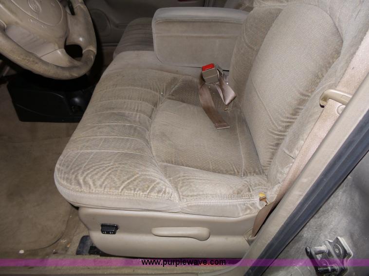 image for item J4158 2000 Buick Century