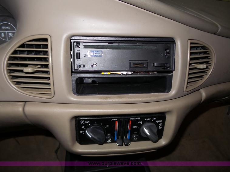 image for item J4158 2000 Buick Century