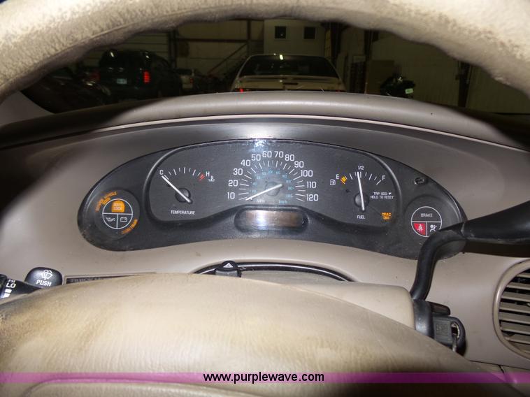 image for item J4158 2000 Buick Century