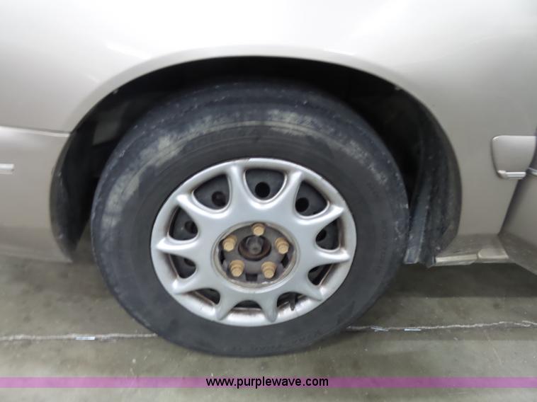 image for item J4158 2000 Buick Century