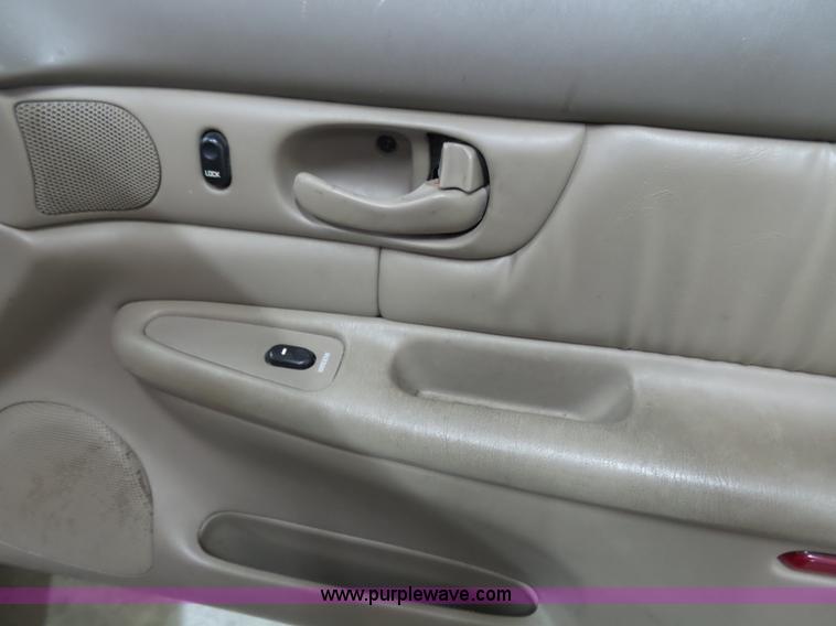 image for item J4158 2000 Buick Century