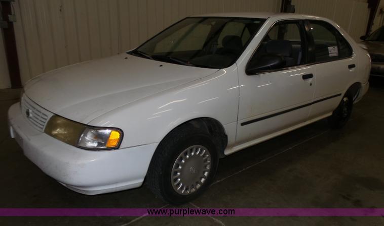 image for item J4159 1997 Nissan Sentra