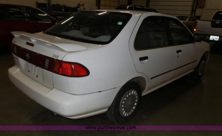 image for item J4159 1997 Nissan Sentra