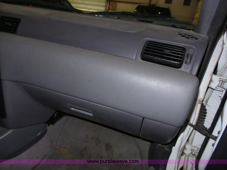 image for item J4159 1997 Nissan Sentra