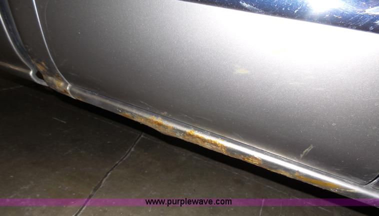 image for item J4166 2000 GMC Sierra 1500 pickup truck