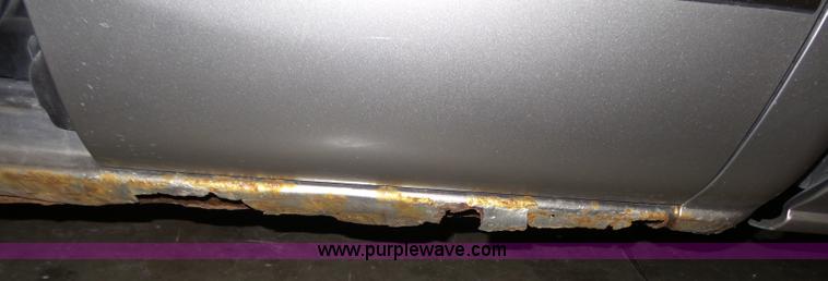 image for item J4166 2000 GMC Sierra 1500 pickup truck