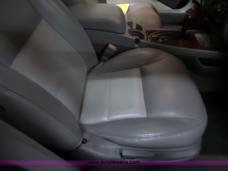 image for item J4997 2005 Ford Taurus