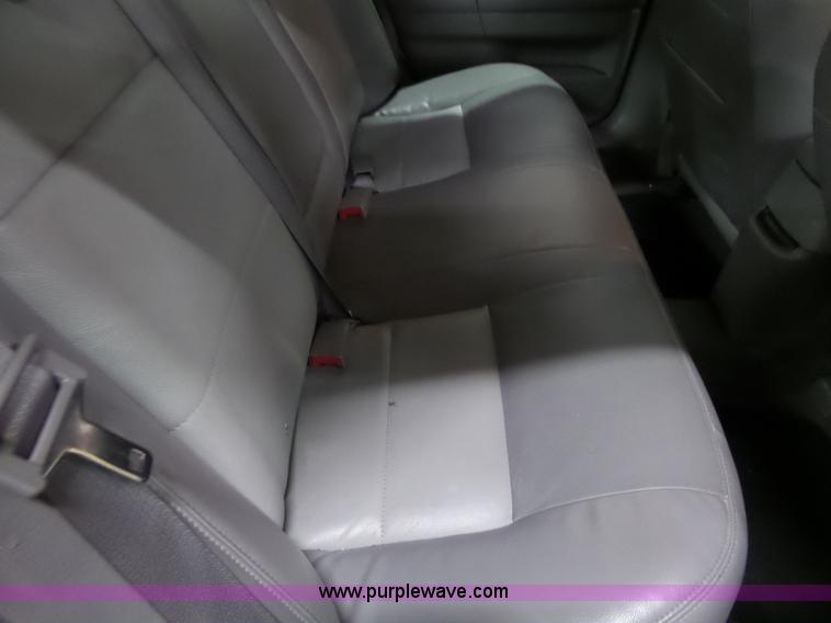 image for item J4997 2005 Ford Taurus