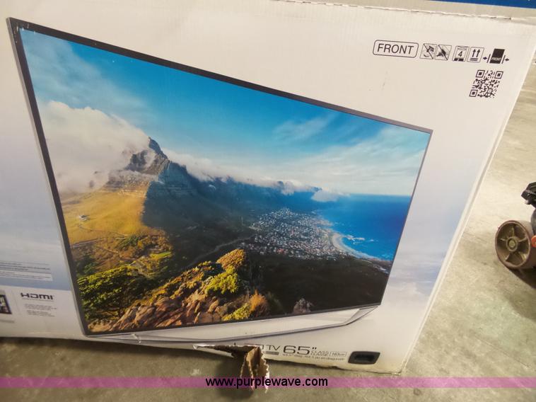 image for item AM9702 Samsung 65" LED Smart television