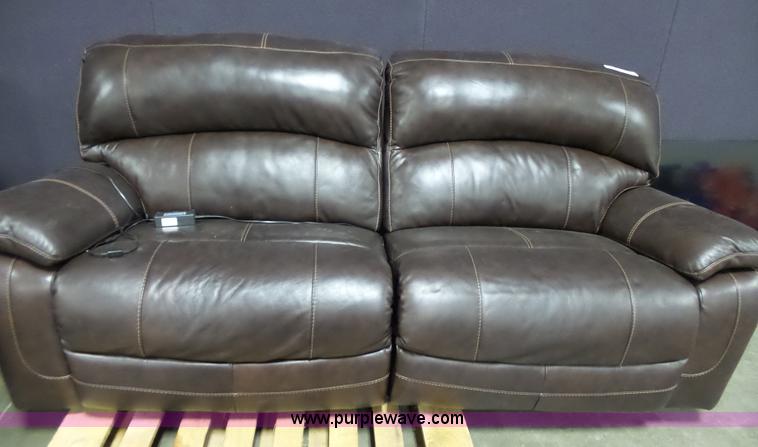 image for item AM9706 Leather couch
