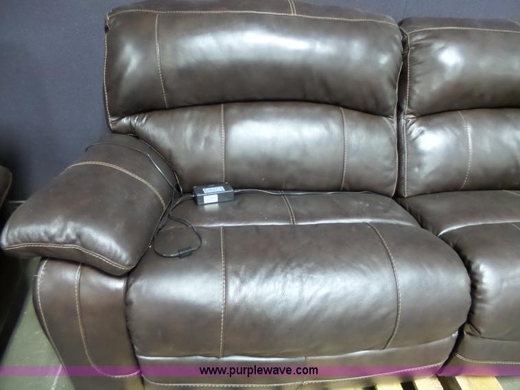 image for item AM9706 Leather couch