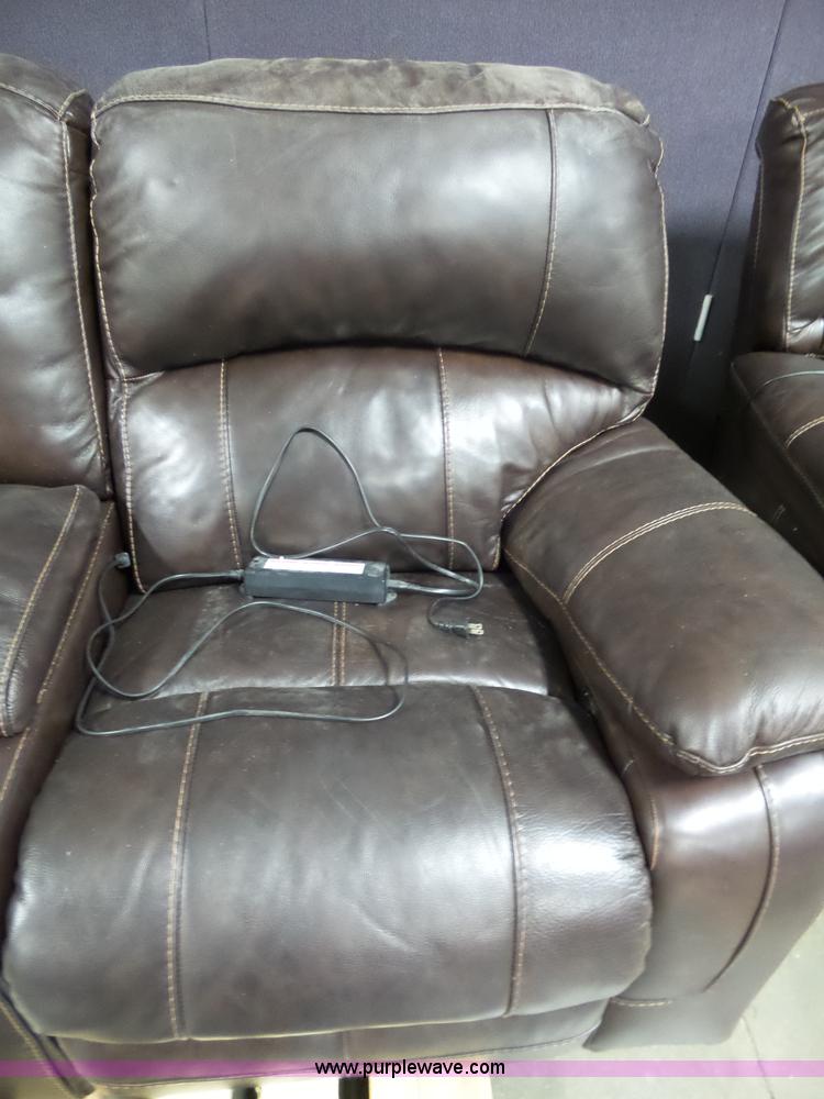 image for item AM9707 Leather couch