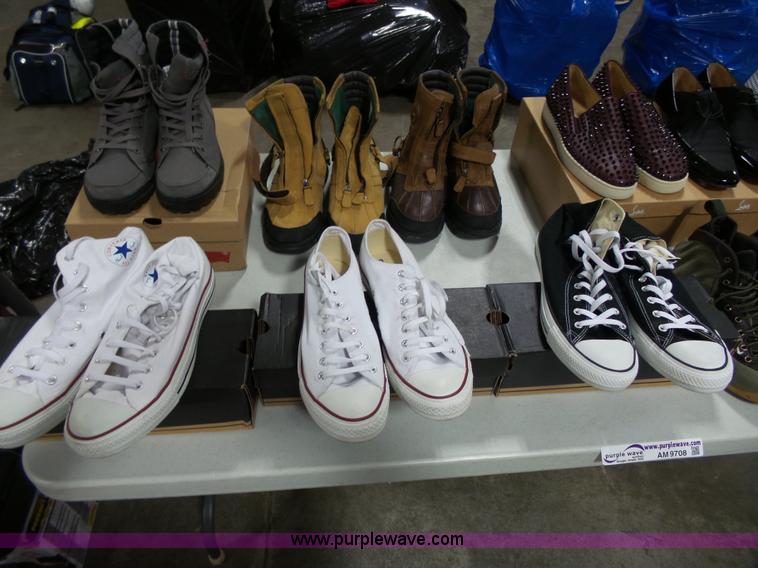 image for item AM9708 (18) pairs of shoes