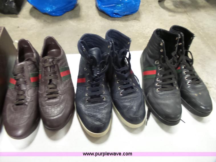 image for item AM9708 (18) pairs of shoes