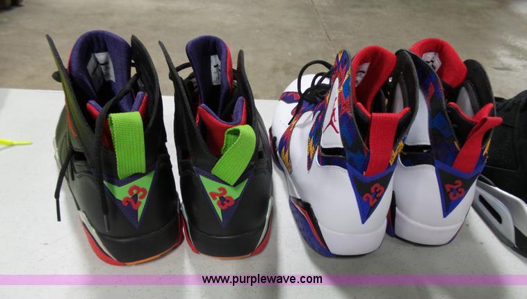 image for item AM9709 (7) pairs of mens shoes