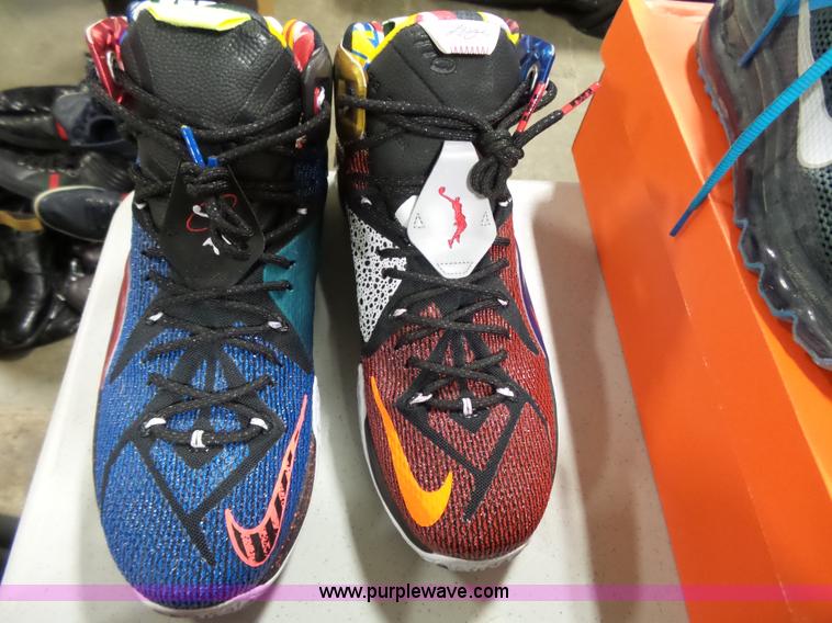 image for item AM9710 (20) pairs of mens shoes