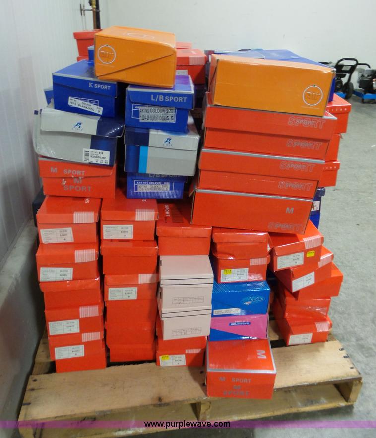 image for item AM9725 Approximately 120 assorted kids athletic shoes