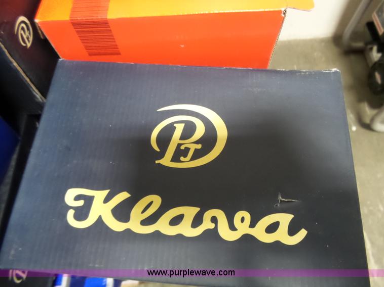 image for item AM9725 Approximately 120 assorted kids athletic shoes