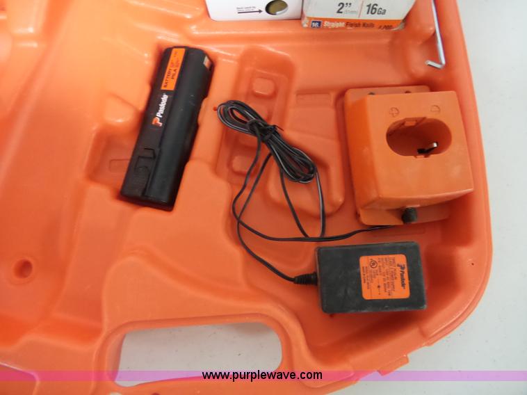 image for item AM9741 (2) Paslode cordless nail/stapler guns