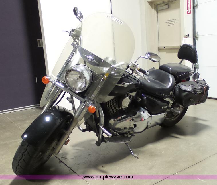 image for item AO9867 2005 Suzuki VL1500 boulevard motorcycle