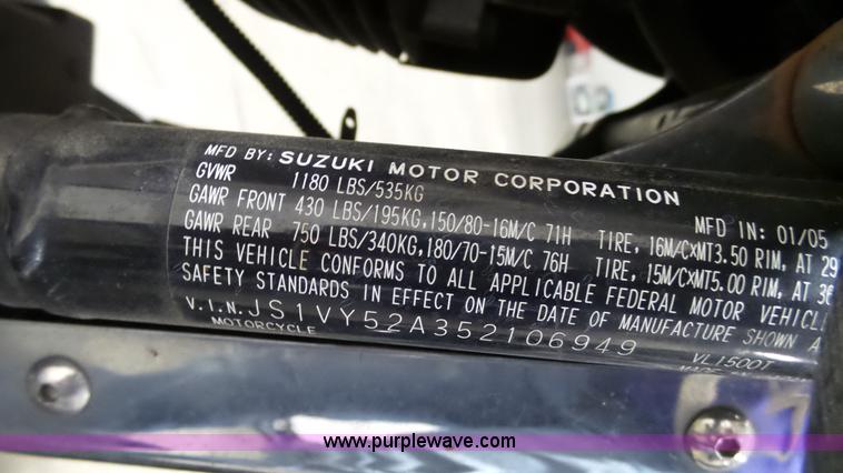 image for item AO9867 2005 Suzuki VL1500 boulevard motorcycle