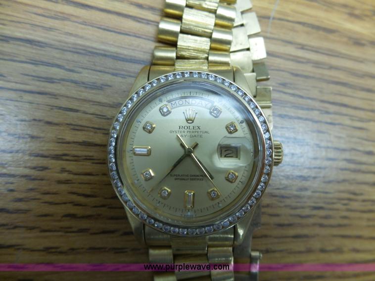 image for item BT9288 Men's designer watch