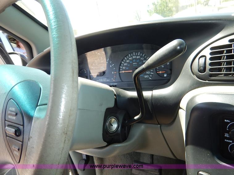 image for item J3924 1996 Plymouth Grand Voyager van