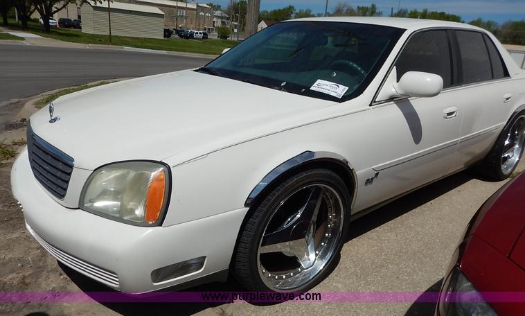 image for item J3925 2004 Cadillac DeVille Limited Edition