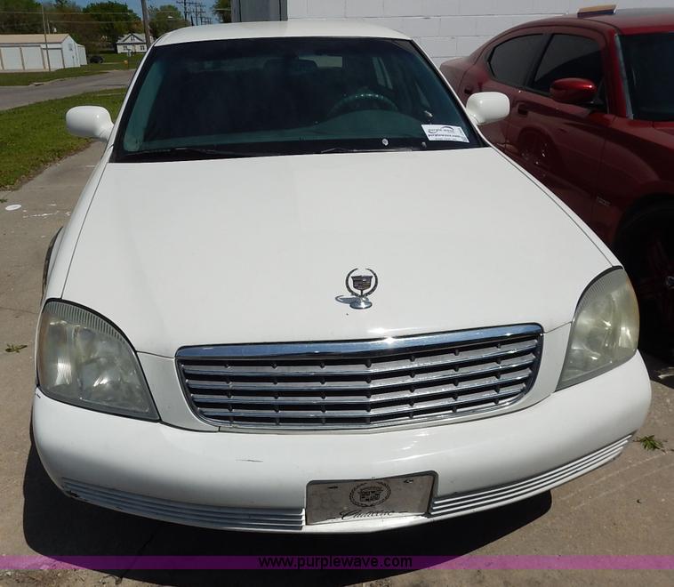 image for item J3925 2004 Cadillac DeVille Limited Edition