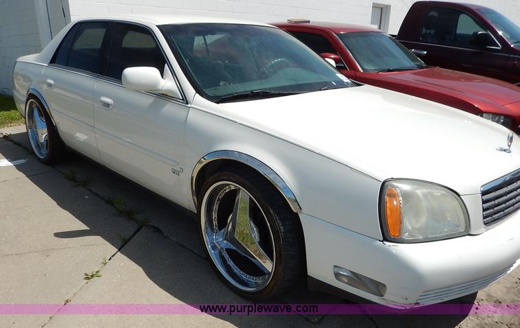 image for item J3925 2004 Cadillac DeVille Limited Edition