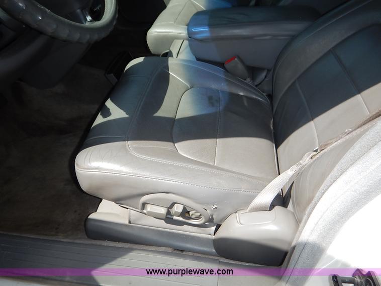 image for item J3925 2004 Cadillac DeVille Limited Edition