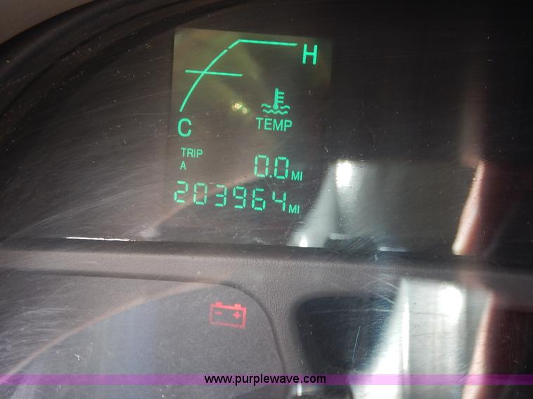 image for item J3925 2004 Cadillac DeVille Limited Edition