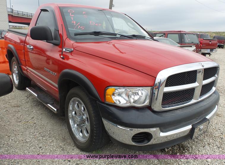 image for item J4179 2005 Dodge Ram 1500 pickup truck