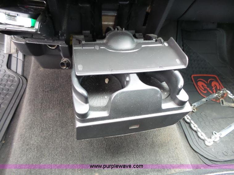 image for item J4179 2005 Dodge Ram 1500 pickup truck