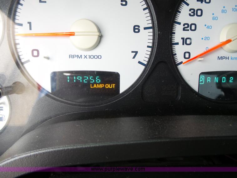 image for item J4179 2005 Dodge Ram 1500 pickup truck