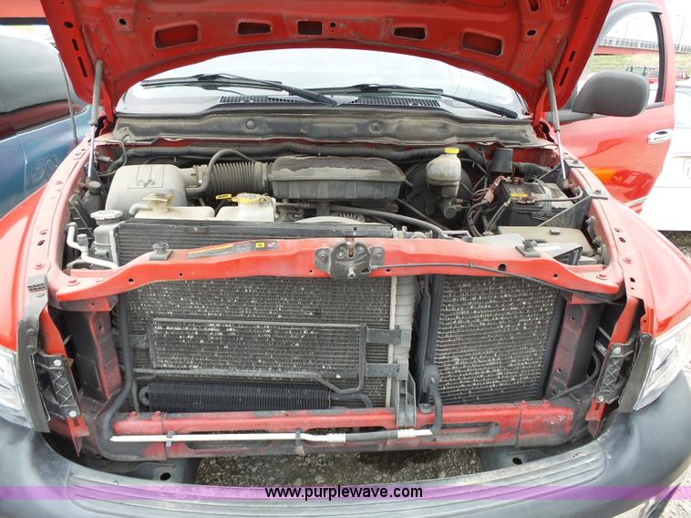 image for item J4179 2005 Dodge Ram 1500 pickup truck