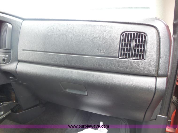 image for item J4179 2005 Dodge Ram 1500 pickup truck