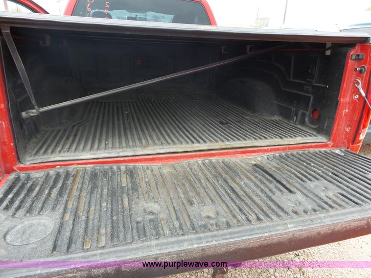 image for item J4179 2005 Dodge Ram 1500 pickup truck