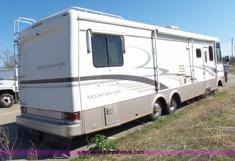 image for item J4200 1997 Ford Mountain Aire RV
