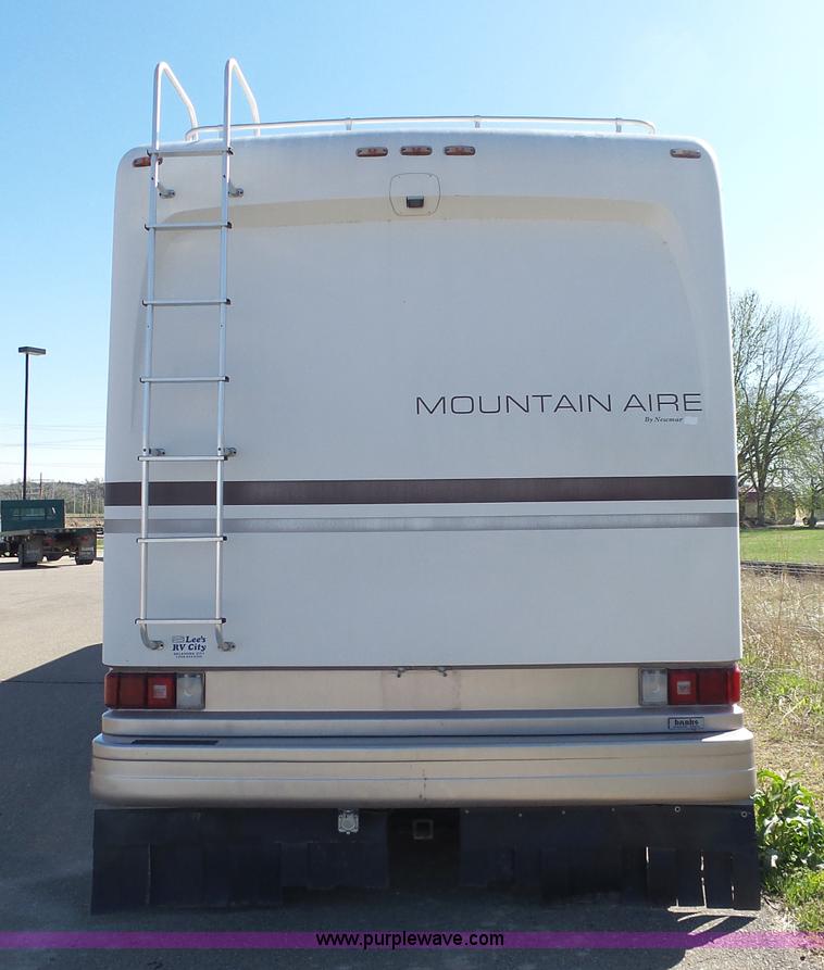 image for item J4200 1997 Ford Mountain Aire RV